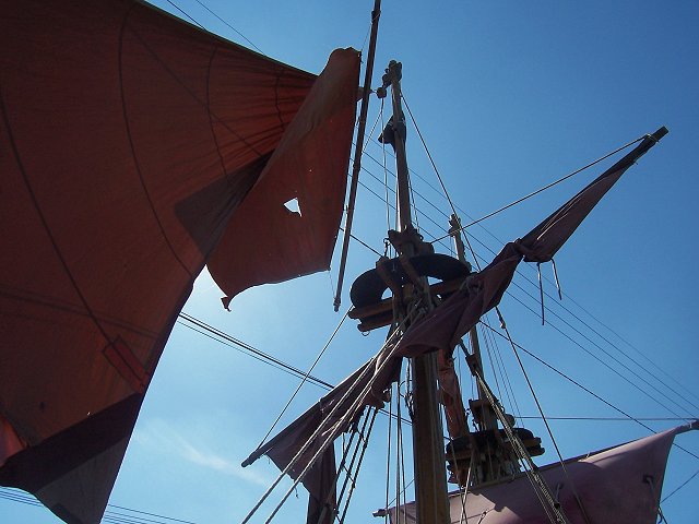 bateau à la braderie Saint-Martin de Rennes