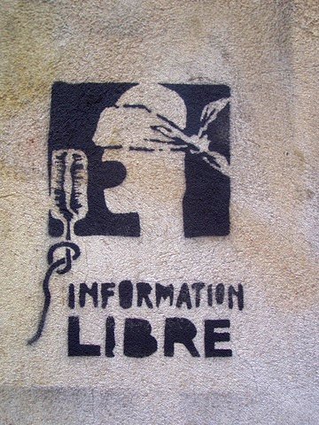 pochoir info libre vu à Rennes en mai 2008