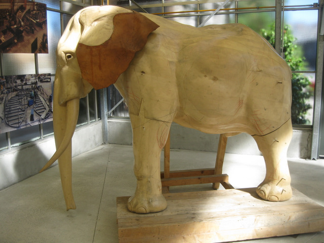  éléphant de la galerie des machines à Nantes le 25 juin 2011 (3)